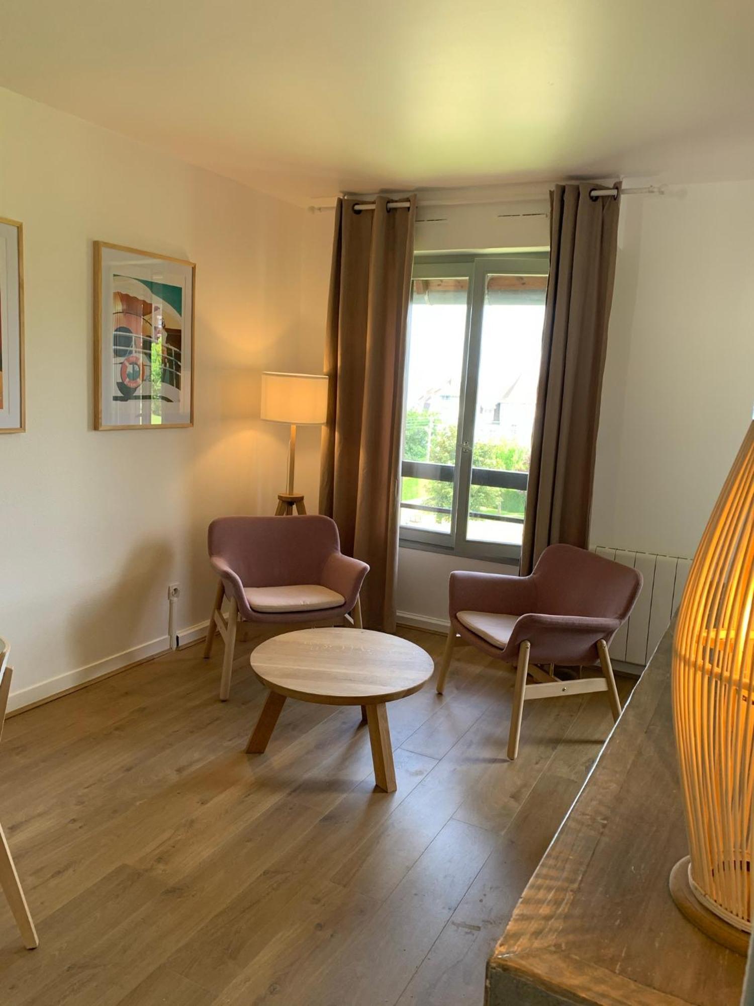 L'Appartement Vue Mer De La Villa Des Rosiers - Trouville Sur Mer Zewnętrze zdjęcie